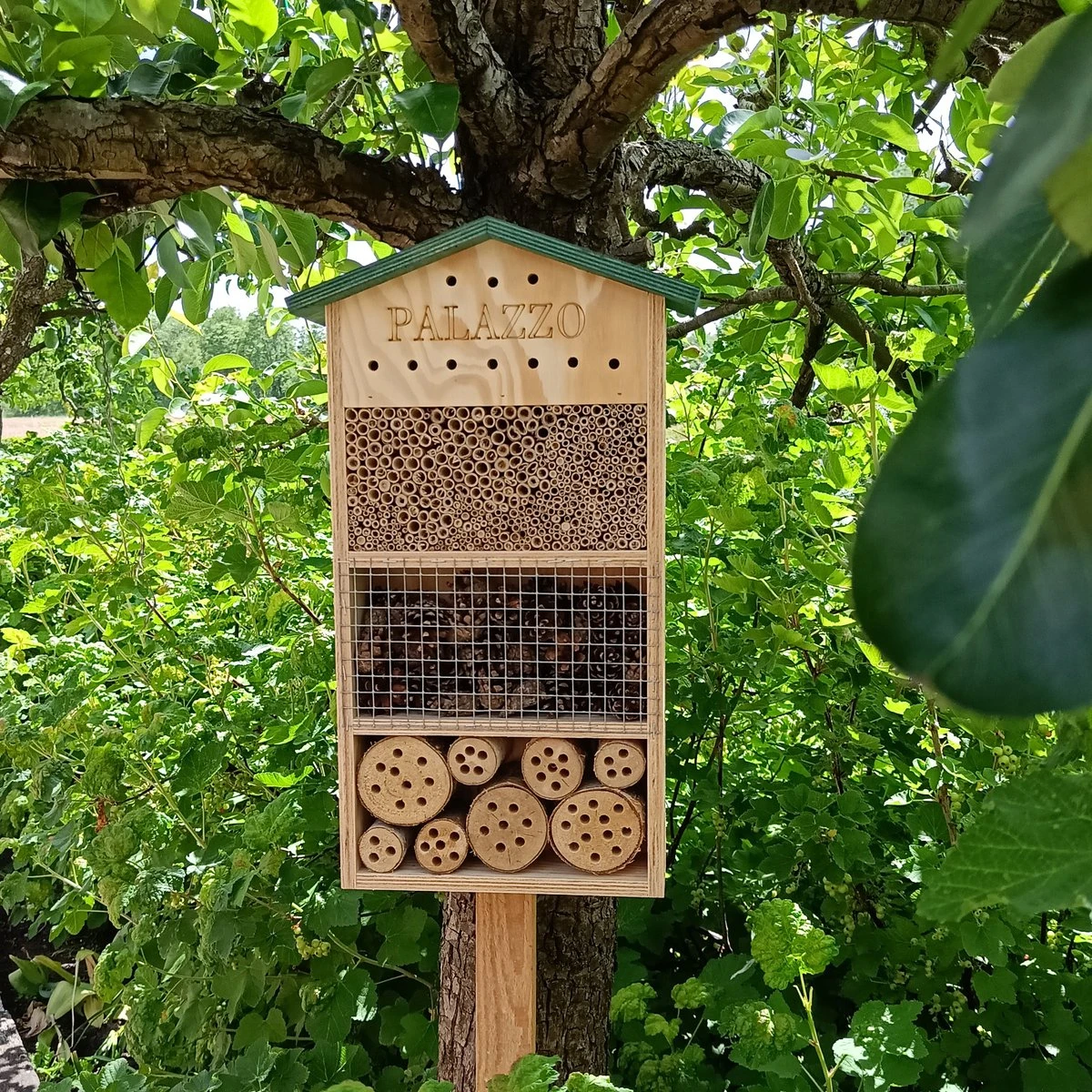 Dokkodo - Insectenhotel Palazzo - Incl. Handig Boekje - Stijlvol En Robuust Bijenhotel 8 Dokkodo - Insectenhotel Palazzo - Incl. Handig Boekje - Stijlvol En Robuust Bijenhotel - Afbeelding 8