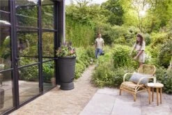 Elho Green Basics Regenton Plus 105 - Regenton Voor Kweken En Oogsten - Ø 58.4 X H 80.4 Cm - Zwart/Living Black -Tuinwinkel 1200x800 125