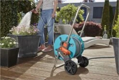 GARDENA - AquaRoll CleverRoll S Set Slangenwagen - Incl. 20 M Slang - Maximaal 40 M Opbergcapaciteit 17 GARDENA - AquaRoll CleverRoll S Set Slangenwagen - Incl. 20 M Slang - Maximaal 40 M Opbergcapaciteit -Tuinwinkel 1200x800 159