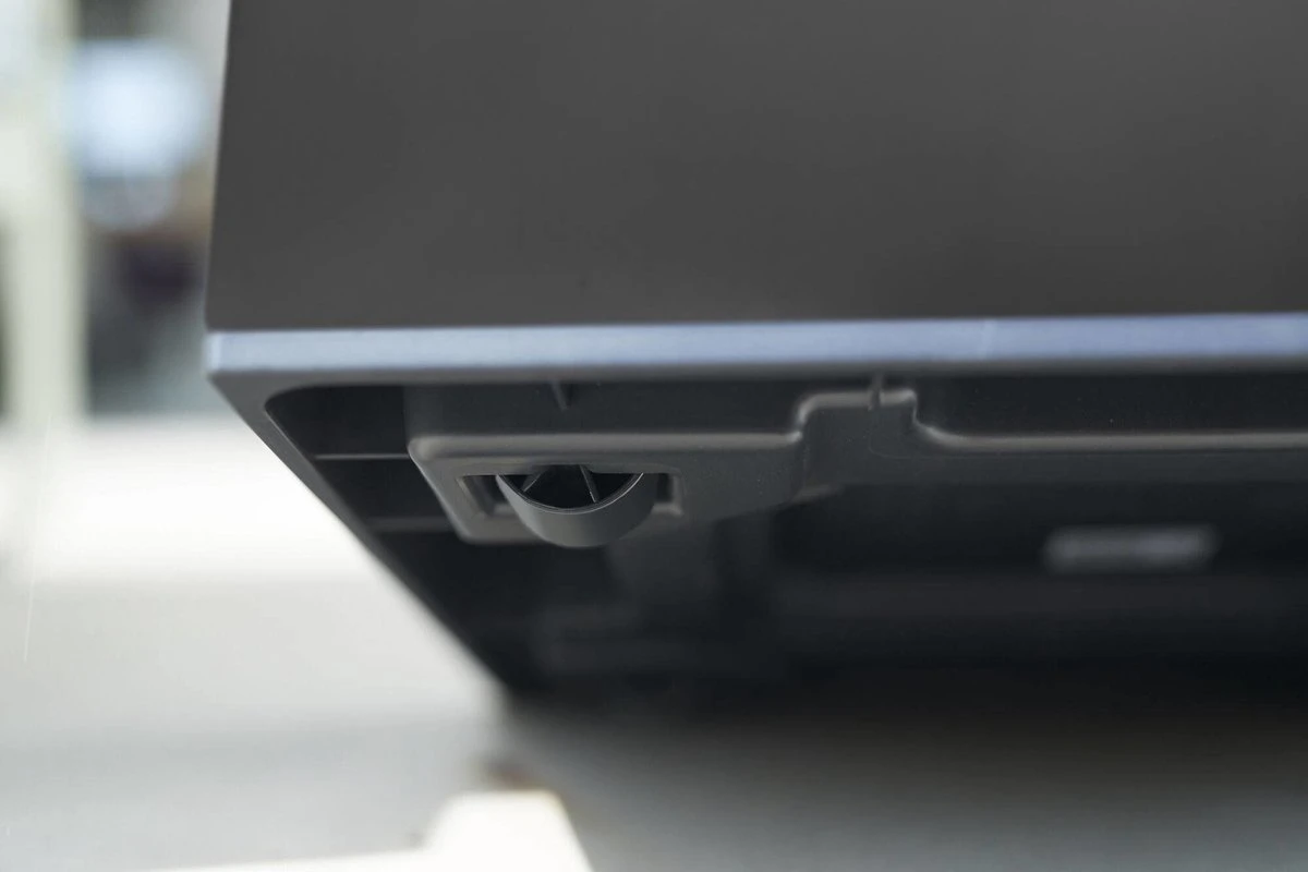 Elho Vivo Matt Finish Lang Wielen 90 - Grote Staande Plantenbak Voor Binnen & Buiten - Gemaakt Van Gereycled Plastic - L 39 X W 88 X H 41 Cm - Zwart 9 Elho Vivo Matt Finish Lang Wielen 90 - Grote Staande Plantenbak Voor Binnen & Buiten - Gemaakt Van Gereycled Plastic - L 39 X W 88 X H 41 Cm - Zwart - Afbeelding 9