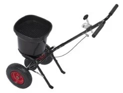 Kreator KRTGR9005 Strooiwagen - 300 Tot 370 Cm Strooibreedte - 23 Liter -Tuinwinkel 1200x904 1