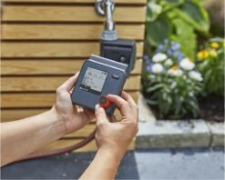 GARDENA - Select Computer Besproeiingscomputer - 3 Besproeiingen Per Dag -Tuinwinkel 1200x962