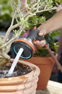 GARDENA - Premium Multifunctionele Broeskop - Exclusief Verlengsteel -Tuinwinkel 799x1200 8