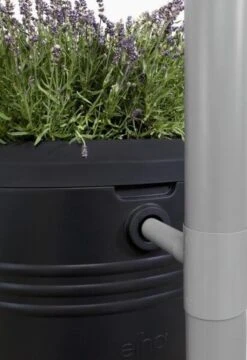 Elho Green Basics Regenton - Regenton - Living Black - Buiten - 200 Liter 37 Elho Green Basics Regenton - Regenton - Living Black - Buiten - 200 Liter -Tuinwinkel 823x1200